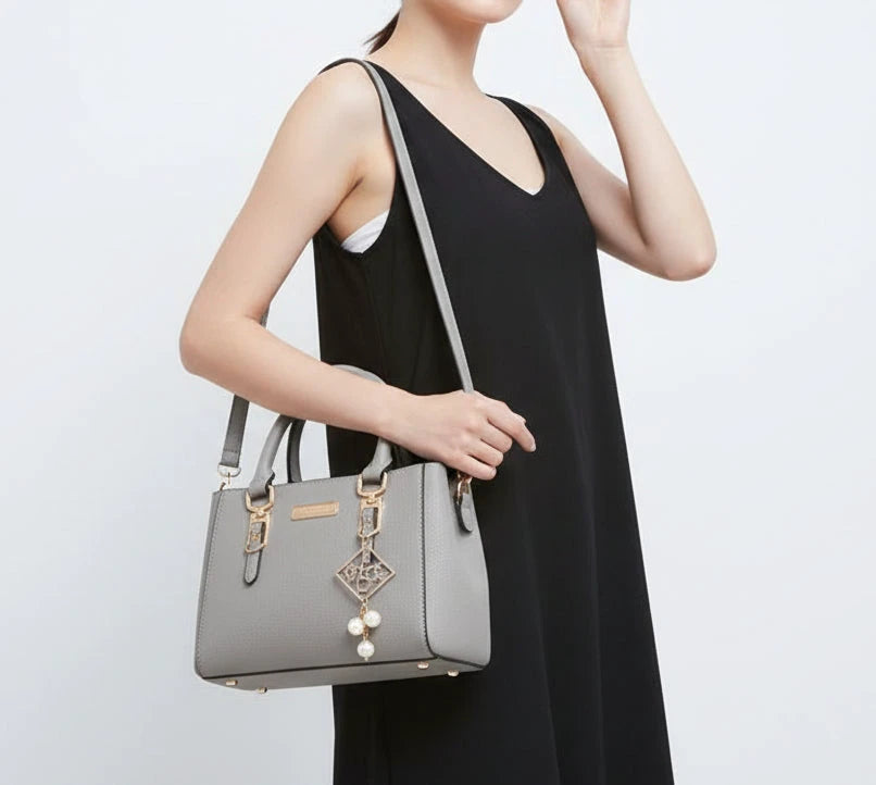 Stylish pendant handbag by Gifts Foundry