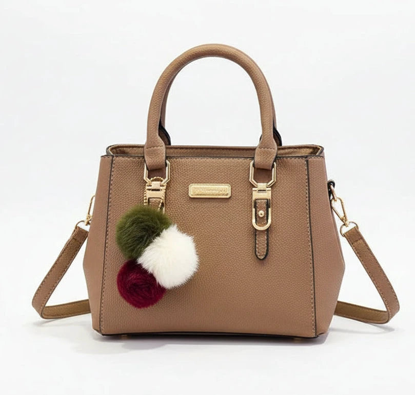 Stylish pendant handbag by Gifts Foundry